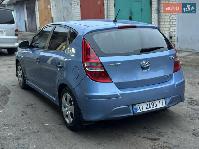 Синій Хендай i30, об'ємом двигуна 1.6 л та пробігом 178 тис. км за 6300 $, фото 3 на Automoto.ua
