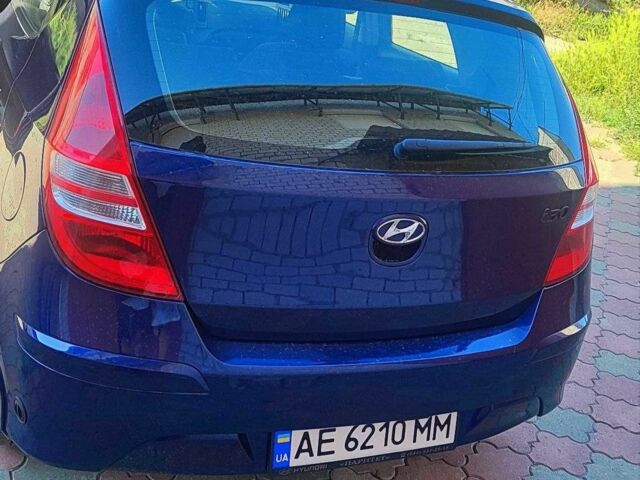 Синий Хендай i30, объемом двигателя 1.6 л и пробегом 248 тыс. км за 7500 $, фото 18 на Automoto.ua