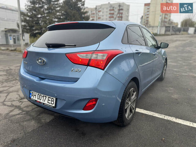 Синий Хендай i30, объемом двигателя 1.59 л и пробегом 182 тыс. км за 8600 $, фото 3 на Automoto.ua
