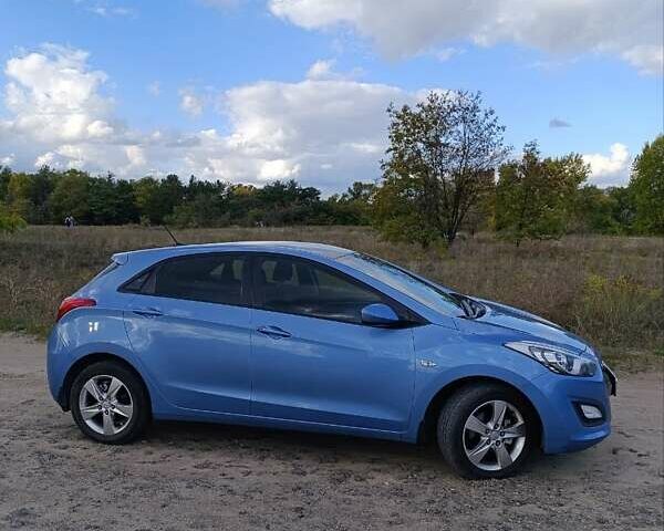 Синий Хендай i30, объемом двигателя 1.4 л и пробегом 158 тыс. км за 8500 $, фото 18 на Automoto.ua