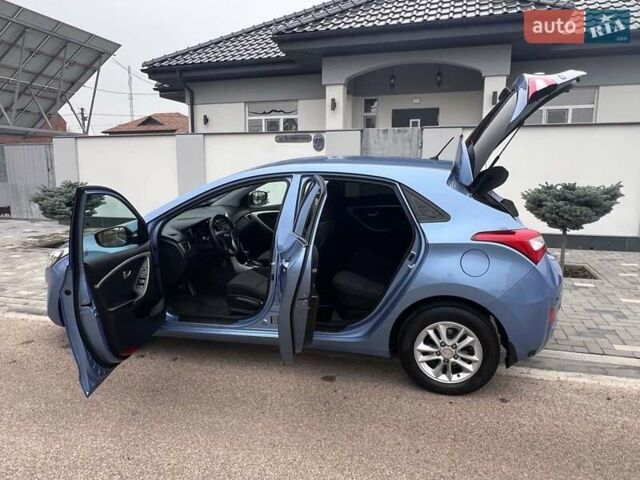 Синій Хендай i30, об'ємом двигуна 1.6 л та пробігом 170 тис. км за 9999 $, фото 12 на Automoto.ua