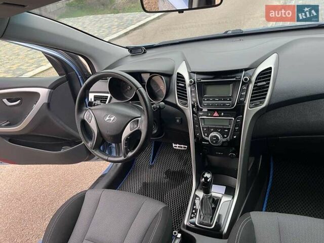 Синій Хендай i30, об'ємом двигуна 1.6 л та пробігом 170 тис. км за 9999 $, фото 14 на Automoto.ua