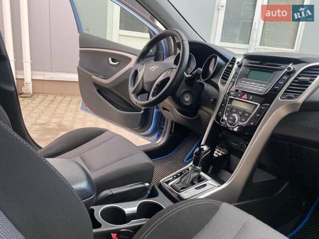 Хендай i30 2012 в Одессе на Automoto.ua Синий Хендай i30, объемом двигателя 1.59 л и пробегом 170 тыс. км за 9999 $, фото 19 на Automoto.ua
