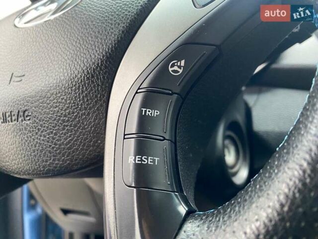 Хендай i30 2012 в Одессе на Automoto.ua Синий Хендай i30, объемом двигателя 1.59 л и пробегом 170 тыс. км за 9999 $, фото 27 на Automoto.ua