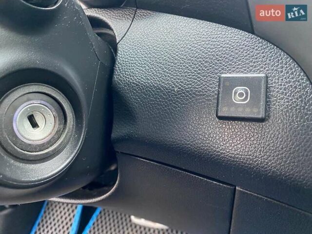 Хендай i30 2012 в Одессе на Automoto.ua Синий Хендай i30, объемом двигателя 1.59 л и пробегом 170 тыс. км за 9999 $, фото 26 на Automoto.ua