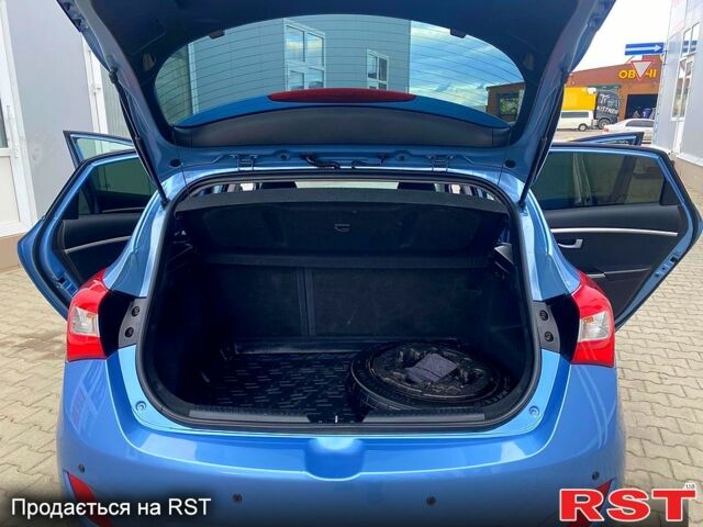 Хендай i30 2012 в Одессе на Automoto.ua Синий Хендай i30, объемом двигателя 1.6 л и пробегом 170 тыс. км за 10200 $, фото 12 на Automoto.ua