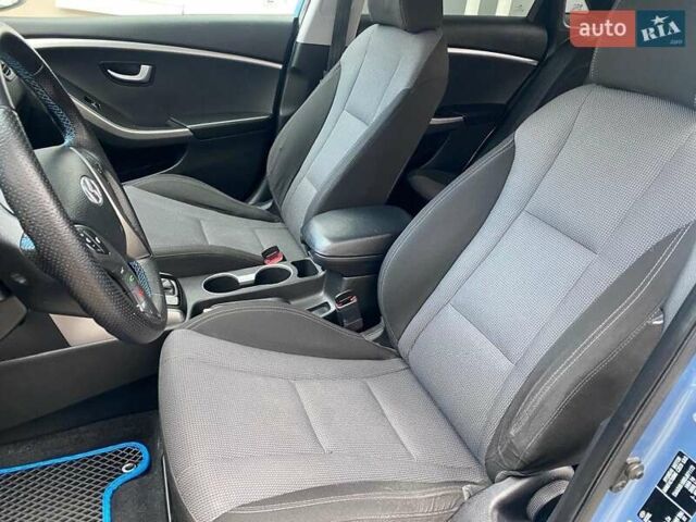 Хендай i30 2012 в Одессе на Automoto.ua Синий Хендай i30, объемом двигателя 1.59 л и пробегом 170 тыс. км за 9999 $, фото 14 на Automoto.ua