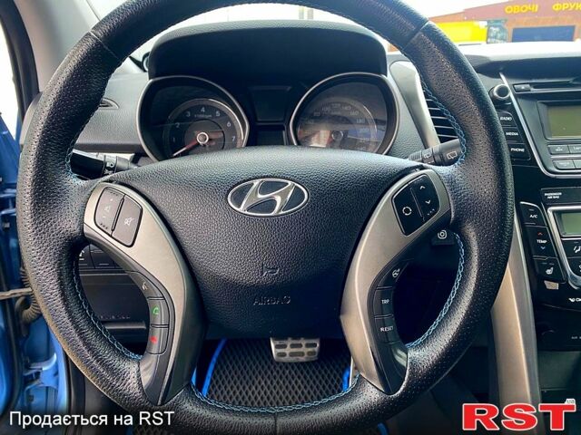 Хендай i30 2012 в Одессе на Automoto.ua Синий Хендай i30, объемом двигателя 1.6 л и пробегом 170 тыс. км за 10200 $, фото 6 на Automoto.ua