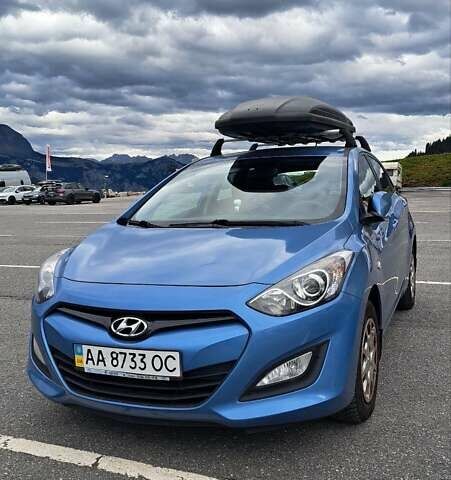 Синий Хендай i30, объемом двигателя 1.59 л и пробегом 121 тыс. км за 11247 $, фото 1 на Automoto.ua