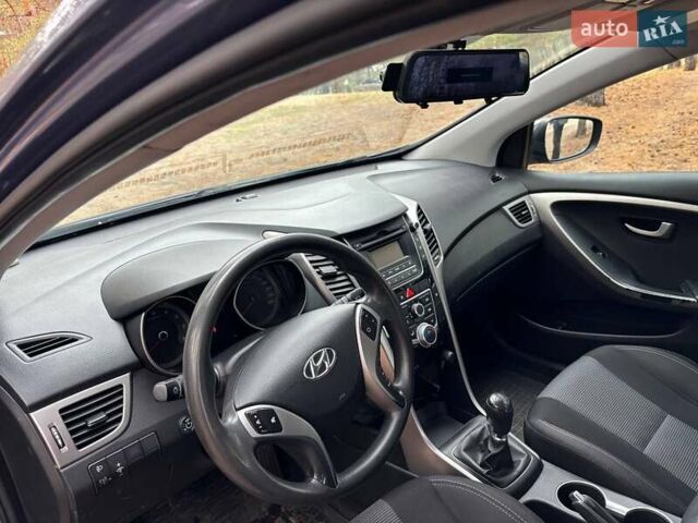 Хендай i30 2013 в Павлограде на Automoto.ua Синий Хендай i30, объемом двигателя 1.4 л и пробегом 149 тыс. км за 7400 $, фото 9 на Automoto.ua