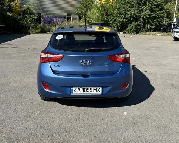 Синій Хендай i30, об'ємом двигуна 1.59 л та пробігом 154 тис. км за 12500 $, фото 6 на Automoto.ua