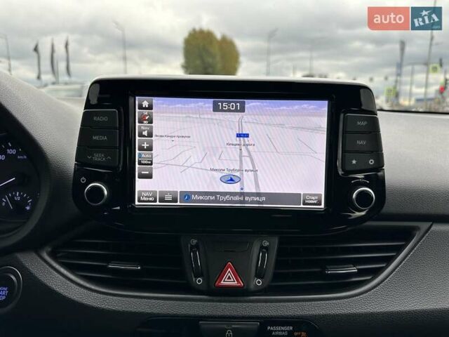 Хендай i30 2017 в Киеве на Automoto.ua Синий Хендай i30, объемом двигателя 1.59 л и пробегом 183 тыс. км за 14300 $, фото 23 на Automoto.ua