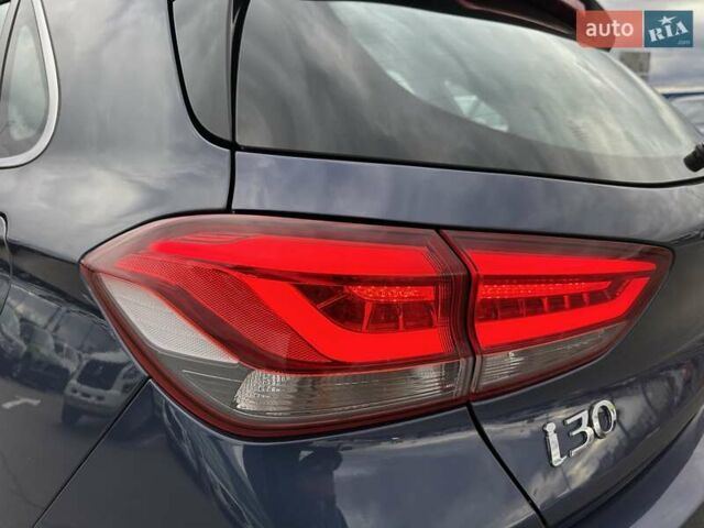 Хендай i30 2017 в Киеве на Automoto.ua Синий Хендай i30, объемом двигателя 1.59 л и пробегом 183 тыс. км за 14300 $, фото 10 на Automoto.ua
