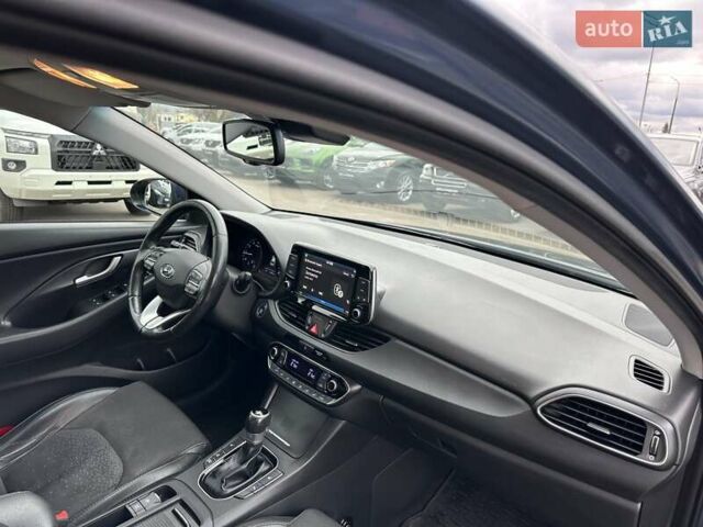 Хендай i30 2017 в Киеве на Automoto.ua Синий Хендай i30, объемом двигателя 1.59 л и пробегом 183 тыс. км за 14300 $, фото 30 на Automoto.ua