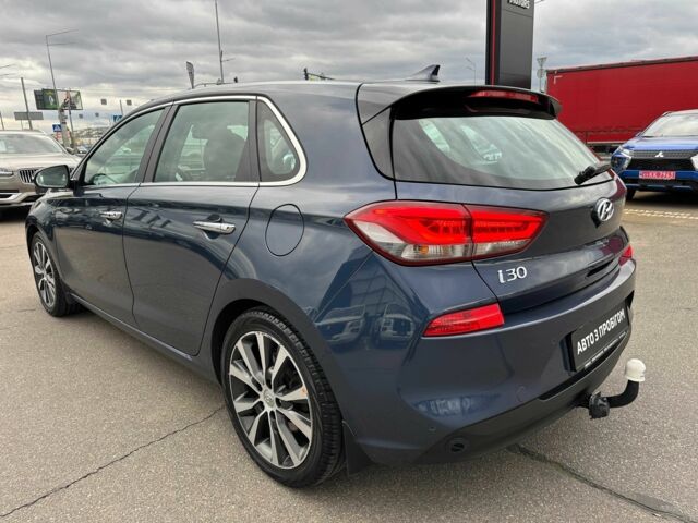 Синій Хендай i30, об'ємом двигуна 1.6 л та пробігом 183 тис. км за 14300 $, фото 4 на Automoto.ua