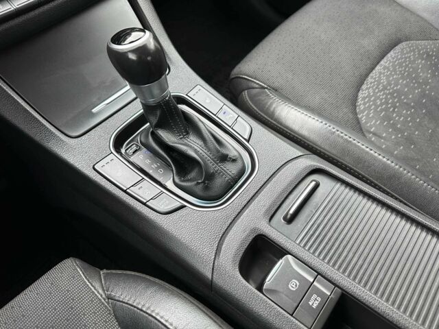 Синій Хендай i30, об'ємом двигуна 1.6 л та пробігом 183 тис. км за 14300 $, фото 11 на Automoto.ua