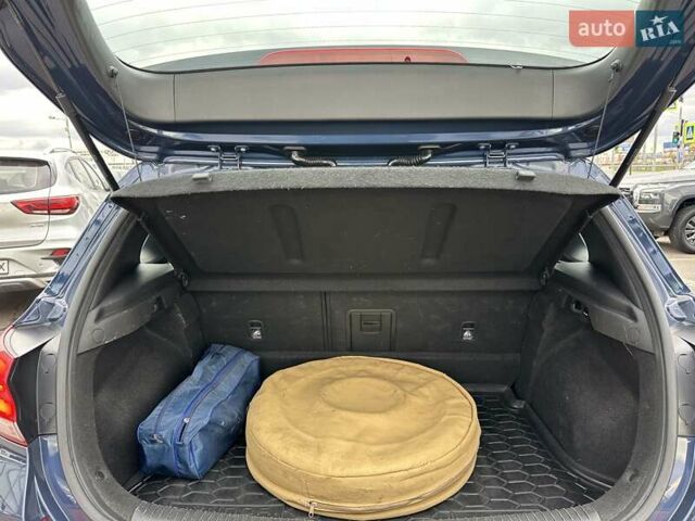 Хендай i30 2017 в Киеве на Automoto.ua Синий Хендай i30, объемом двигателя 1.59 л и пробегом 183 тыс. км за 14300 $, фото 9 на Automoto.ua