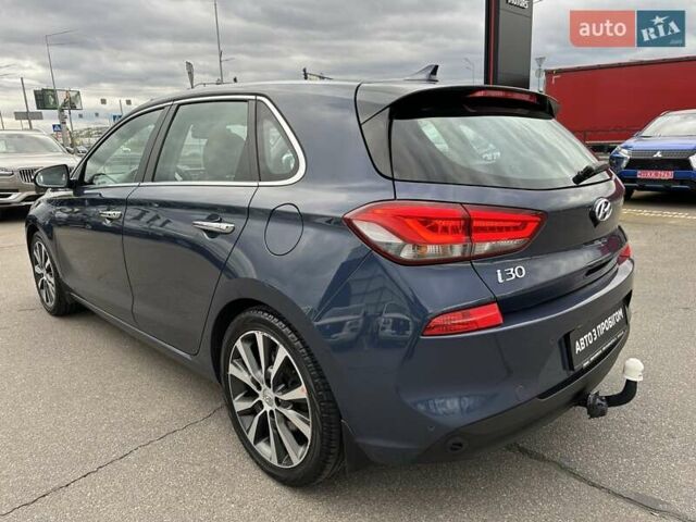 Хендай i30 2017 в Киеве на Automoto.ua Синий Хендай i30, объемом двигателя 1.59 л и пробегом 183 тыс. км за 14300 $, фото 5 на Automoto.ua