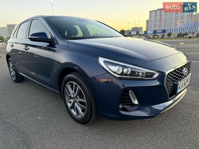 Синій Хендай i30, об'ємом двигуна 1.6 л та пробігом 140 тис. км за 14999 $, фото 4 на Automoto.ua