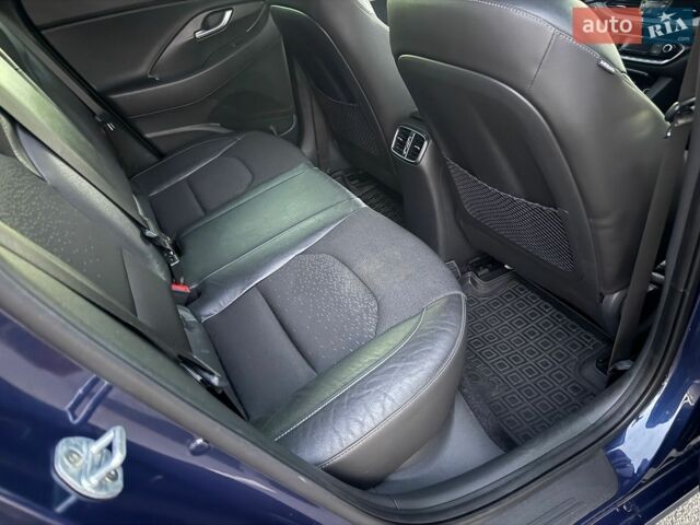 Синій Хендай i30, об'ємом двигуна 1.6 л та пробігом 140 тис. км за 14999 $, фото 23 на Automoto.ua