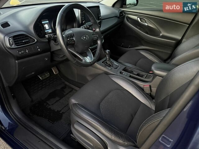 Синій Хендай i30, об'ємом двигуна 1.6 л та пробігом 140 тис. км за 14999 $, фото 10 на Automoto.ua