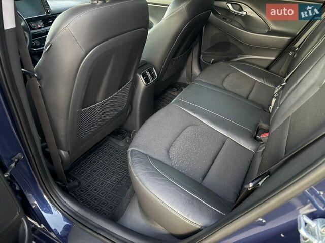 Синій Хендай i30, об'ємом двигуна 1.6 л та пробігом 140 тис. км за 14999 $, фото 11 на Automoto.ua