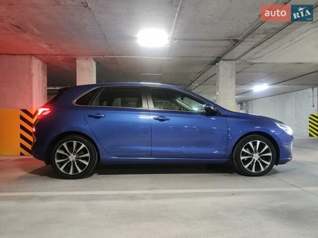 Синій Хендай i30, об'ємом двигуна 1.59 л та пробігом 48 тис. км за 16700 $, фото 9 на Automoto.ua