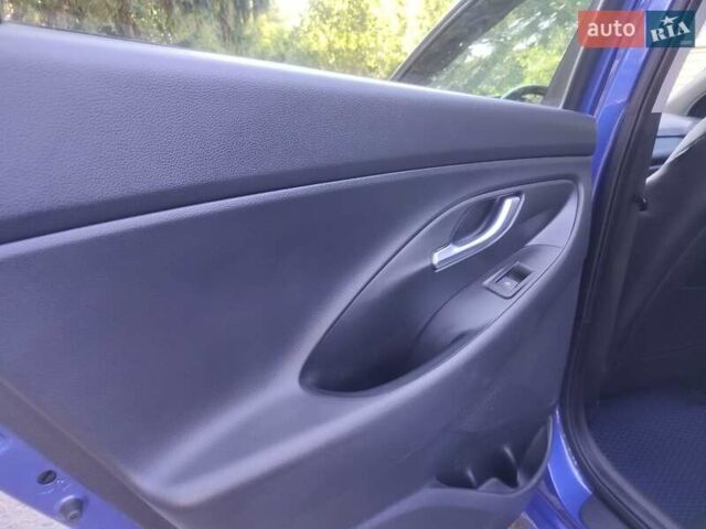 Синій Хендай i30, об'ємом двигуна 1.59 л та пробігом 48 тис. км за 16700 $, фото 24 на Automoto.ua