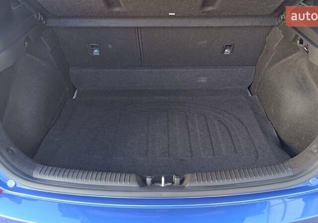 Синий Хендай i30, объемом двигателя 1.59 л и пробегом 99 тыс. км за 15001 $, фото 9 на Automoto.ua