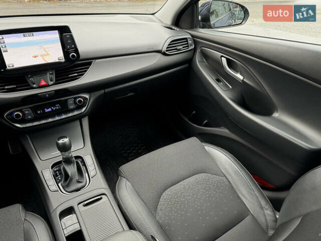 Синий Хендай i30, объемом двигателя 1.35 л и пробегом 21 тыс. км за 16500 $, фото 26 на Automoto.ua