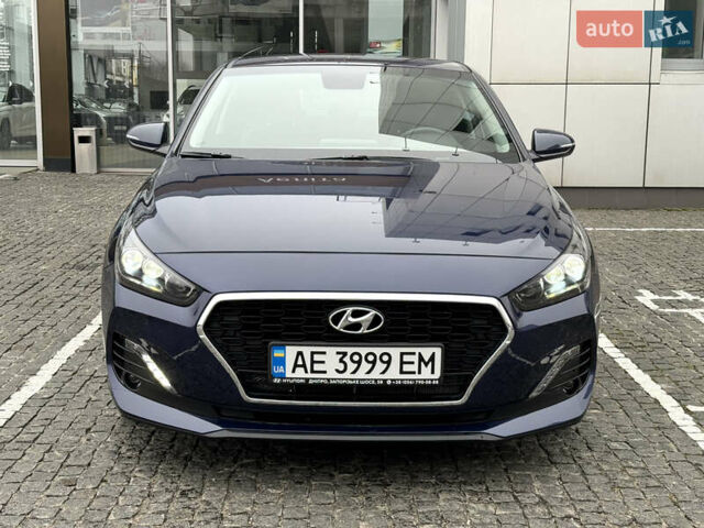 Синий Хендай i30, объемом двигателя 1.35 л и пробегом 21 тыс. км за 16500 $, фото 7 на Automoto.ua