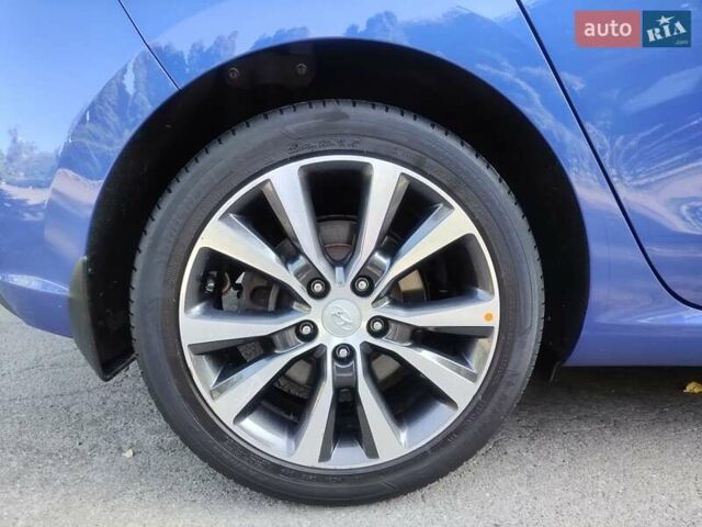 Синій Хендай i30, об'ємом двигуна 1.59 л та пробігом 48 тис. км за 16700 $, фото 34 на Automoto.ua