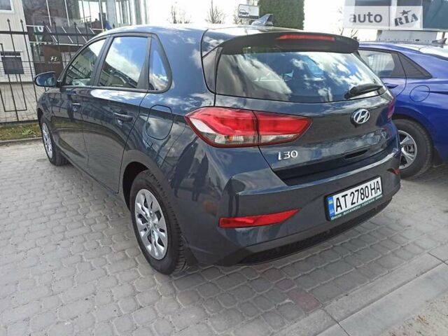 Синій Хендай i30, об'ємом двигуна 1.5 л та пробігом 16 тис. км за 17500 $, фото 1 на Automoto.ua