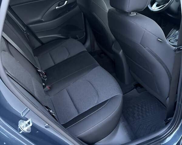 Синій Хендай i30, об'ємом двигуна 1.5 л та пробігом 12 тис. км за 22000 $, фото 10 на Automoto.ua