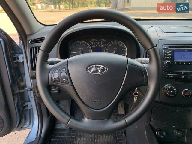 Синий Хендай i30, объемом двигателя 1.59 л и пробегом 230 тыс. км за 5800 $, фото 26 на Automoto.ua
