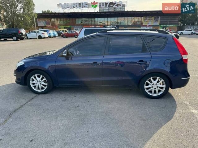 Синий Хендай i30, объемом двигателя 1.59 л и пробегом 253 тыс. км за 6100 $, фото 7 на Automoto.ua