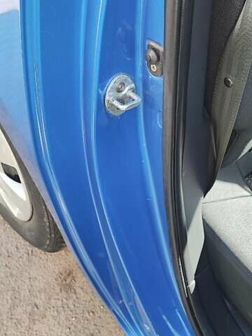 Синий Хендай i30, объемом двигателя 1.58 л и пробегом 251 тыс. км за 5400 $, фото 10 на Automoto.ua