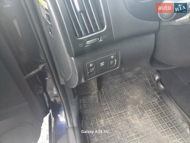 Синій Хендай i30, об'ємом двигуна 1.59 л та пробігом 156 тис. км за 6800 $, фото 15 на Automoto.ua