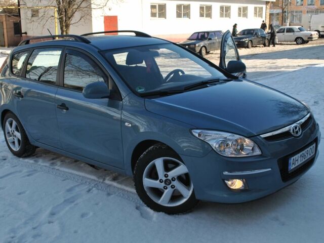 Синий Хендай i30, объемом двигателя 0.16 л и пробегом 135 тыс. км за 7700 $, фото 5 на Automoto.ua