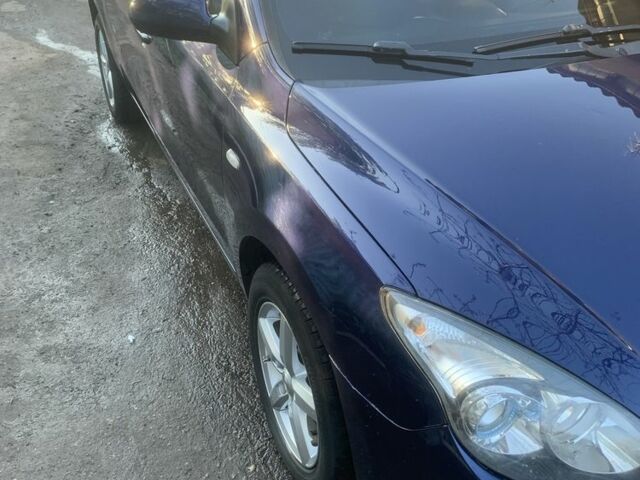 Синий Хендай i30, объемом двигателя 1.6 л и пробегом 212 тыс. км за 5500 $, фото 7 на Automoto.ua