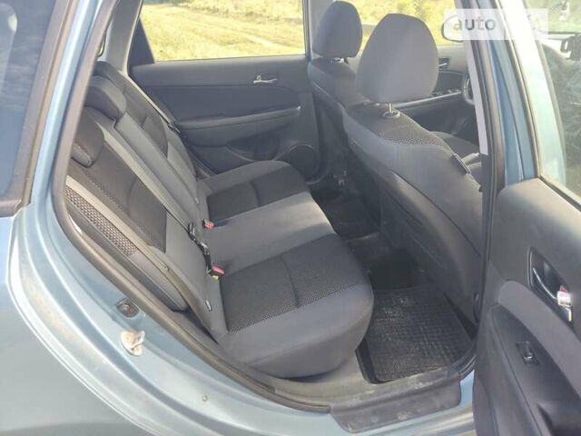 Синій Хендай i30, об'ємом двигуна 1.58 л та пробігом 218 тис. км за 6500 $, фото 10 на Automoto.ua