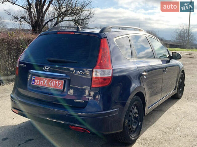 Синий Хендай i30, объемом двигателя 1.6 л и пробегом 116 тыс. км за 7500 $, фото 4 на Automoto.ua