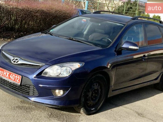 Синий Хендай i30, объемом двигателя 1.6 л и пробегом 116 тыс. км за 7500 $, фото 1 на Automoto.ua