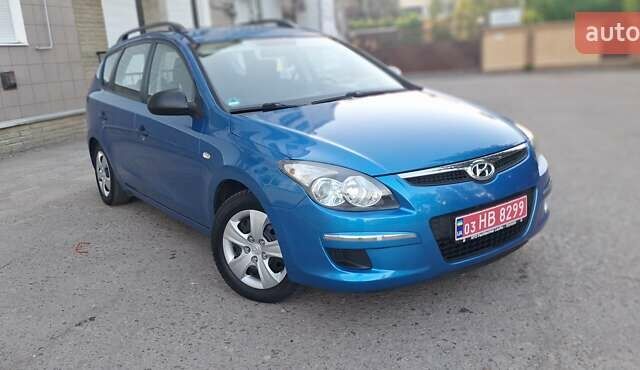 Синій Хендай i30, об'ємом двигуна 1.6 л та пробігом 220 тис. км за 5900 $, фото 10 на Automoto.ua