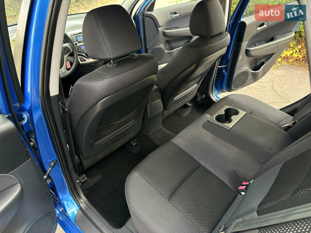 Синий Хендай i30, объемом двигателя 1.6 л и пробегом 209 тыс. км за 6900 $, фото 37 на Automoto.ua