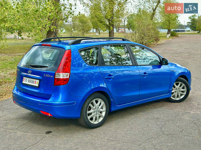Синий Хендай i30, объемом двигателя 1.6 л и пробегом 209 тыс. км за 6900 $, фото 19 на Automoto.ua