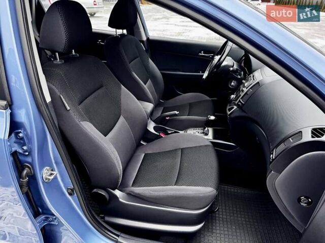 Синій Хендай i30, об'ємом двигуна 1.6 л та пробігом 216 тис. км за 7599 $, фото 36 на Automoto.ua