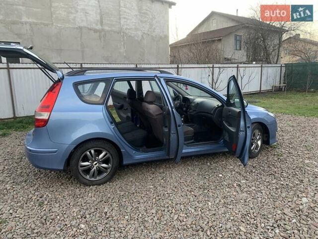 Синий Хендай i30, объемом двигателя 1.59 л и пробегом 65 тыс. км за 7200 $, фото 18 на Automoto.ua