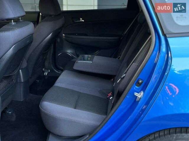 Синий Хендай i30, объемом двигателя 1.6 л и пробегом 208 тыс. км за 7699 $, фото 32 на Automoto.ua
