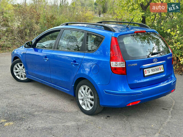 Синий Хендай i30, объемом двигателя 1.6 л и пробегом 209 тыс. км за 6900 $, фото 8 на Automoto.ua